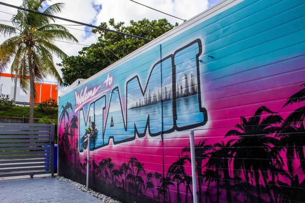 Unique Miami Art Escape W/ Hottub, Arcade & Murals Exteriör bild