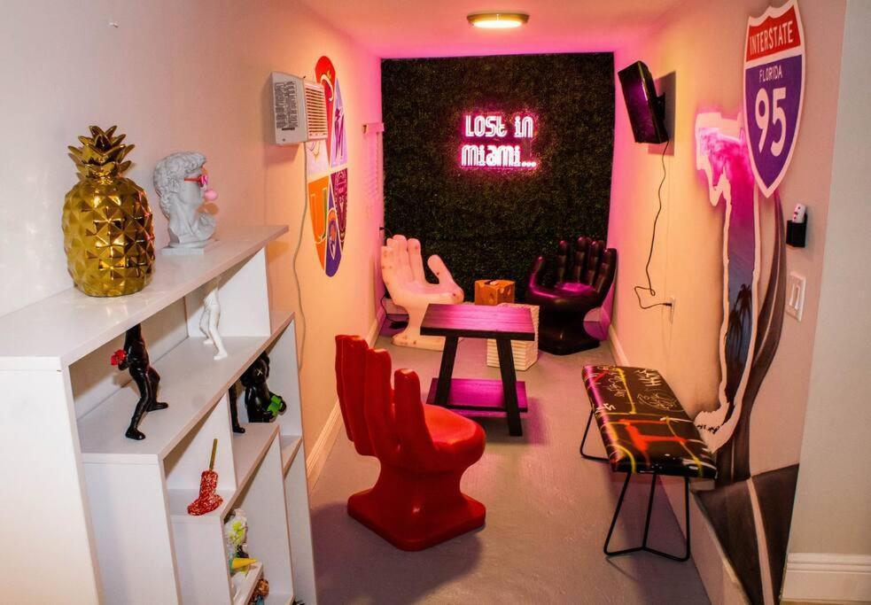 Unique Miami Art Escape W/ Hottub, Arcade & Murals Exteriör bild