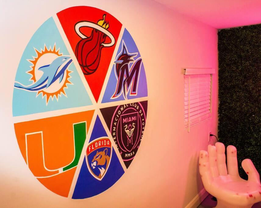 Unique Miami Art Escape W/ Hottub, Arcade & Murals Exteriör bild