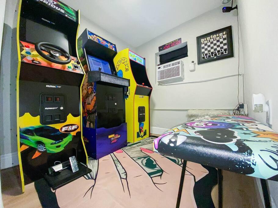 Unique Miami Art Escape W/ Hottub, Arcade & Murals Exteriör bild