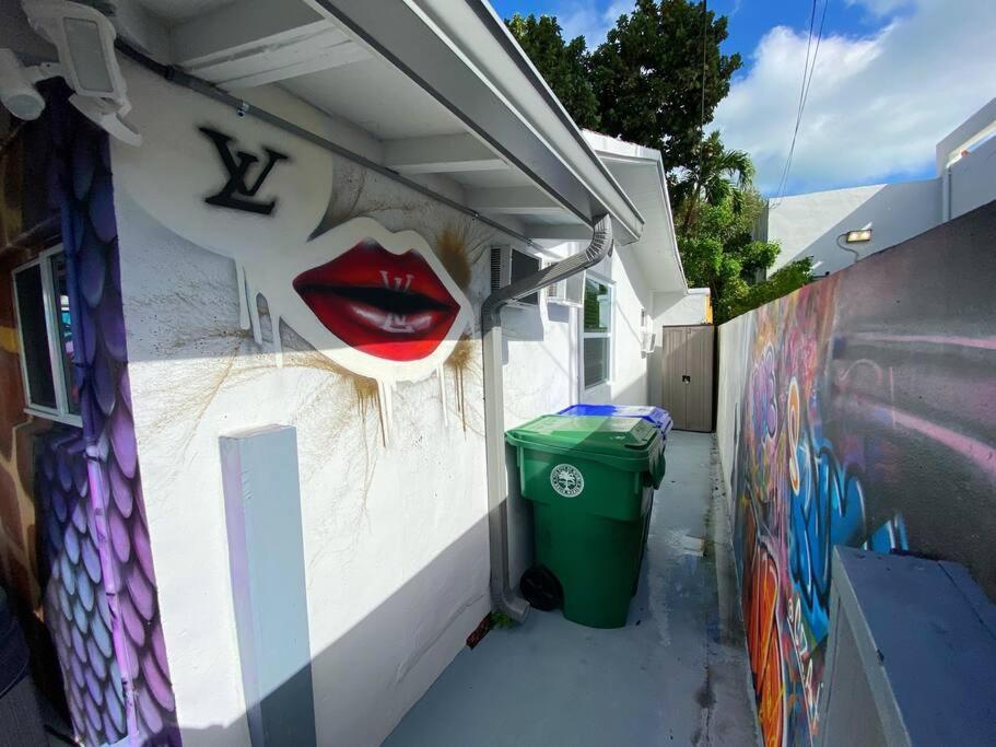 Unique Miami Art Escape W/ Hottub, Arcade & Murals Exteriör bild