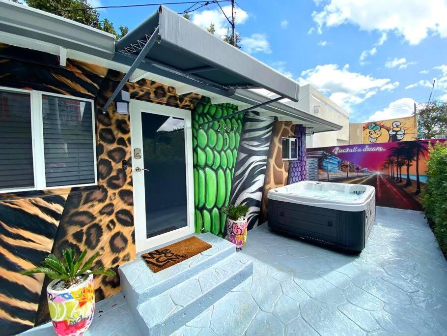 Unique Miami Art Escape W/ Hottub, Arcade & Murals Exteriör bild